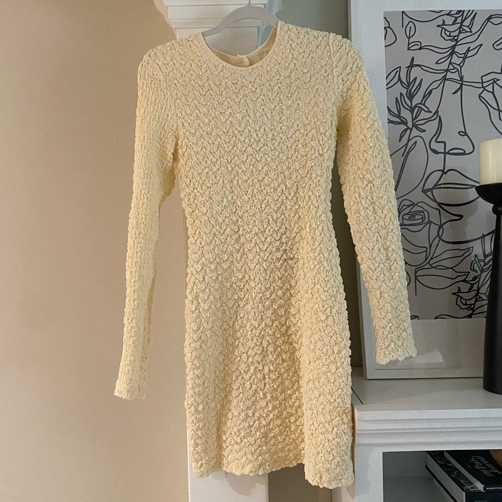 **NEW WITH TAGS** SAMSOE SAMSOE BIANCA DRESS SIZE MEDIUM COLOR CREAM